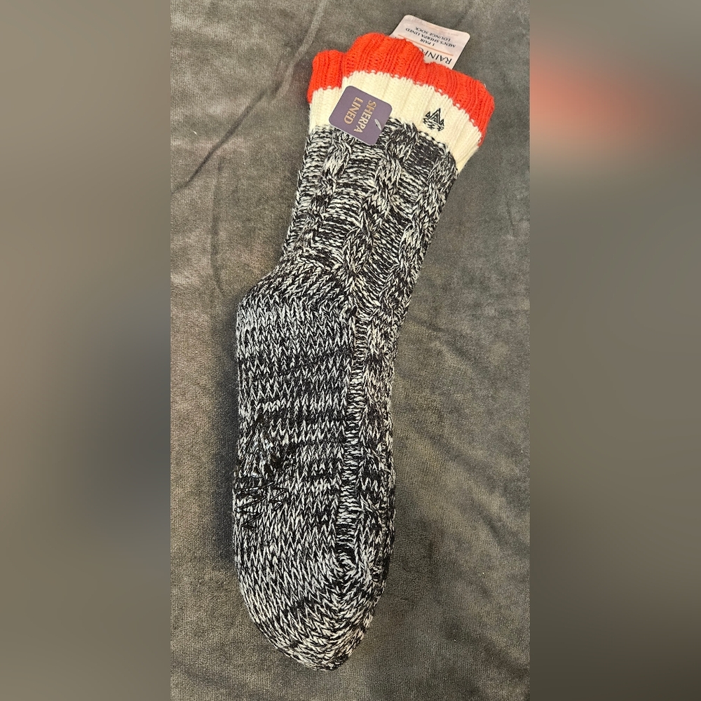 NWT Mens Sherpa Lined Rainforest Lounge Socks Black & White 10-13